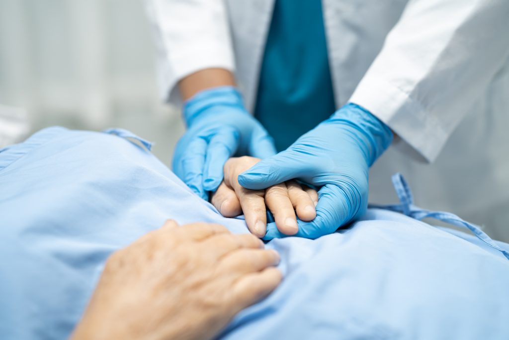 Do I Need Surgery for GERD? When Medication Isn’t Enough doctor assessing patient before GERD surgery
